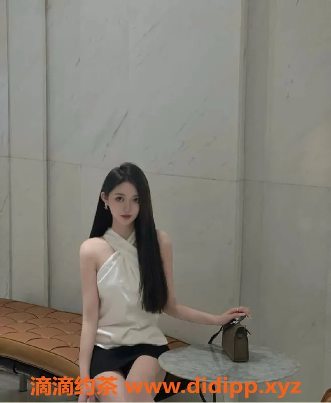 乌鲁木齐楼凤-圈外新人，172高48轻盈，期待与你相遇