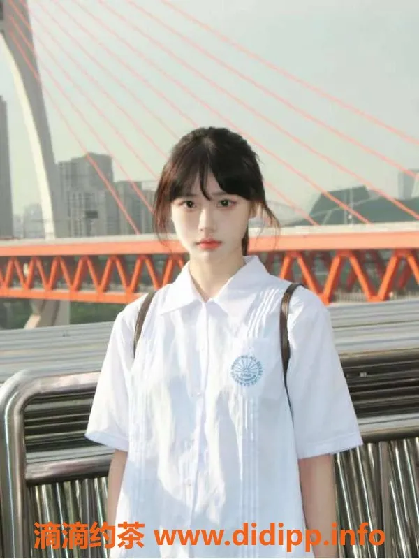 乌鲁木齐楼凤-圈外女友05后，168高挑身材，粉嫩桃穴体验