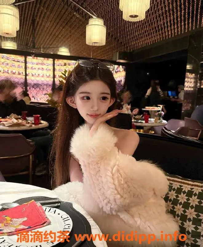 乌鲁木齐楼凤-170cm雪白肌肤C罩杯美女，45kg极致服务体验