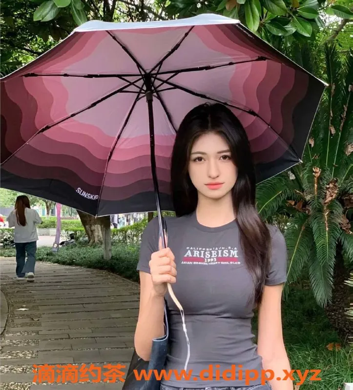 乌鲁木齐楼凤-维吾尔族C，168身高，热情服务！