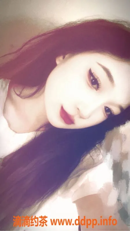 乌鲁木齐楼凤-清纯气质兼职学生，高166，体90，C+胸围