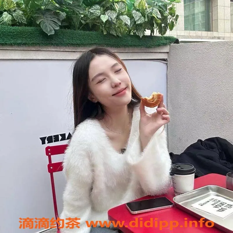 乌鲁木齐楼凤-清纯在校学生，温柔可爱，168大长腿！