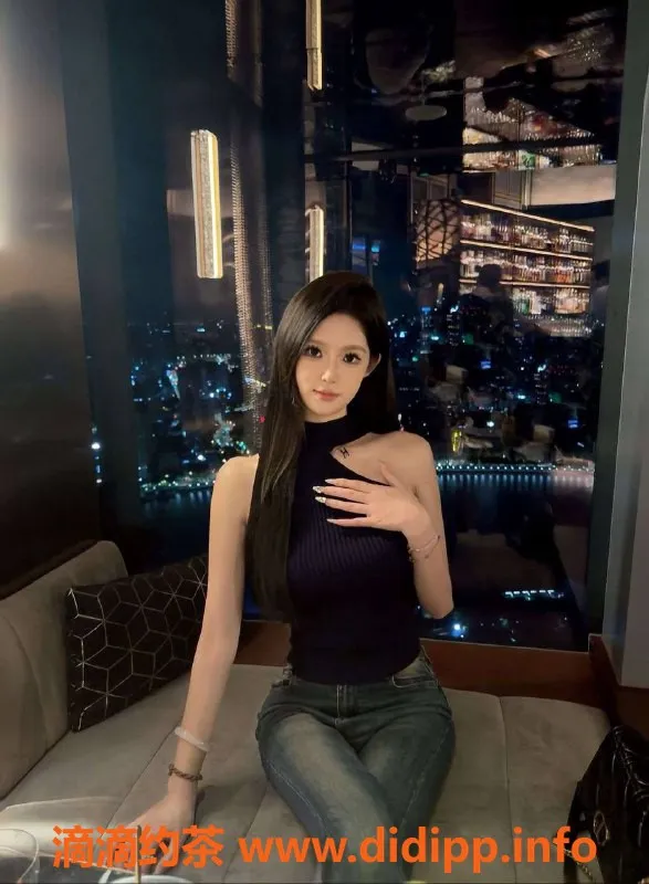 乌鲁木齐楼凤-172cm风骚妩媚美女，D罩杯，全能服务，92斤