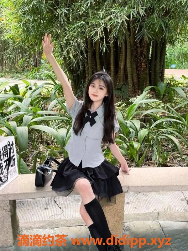 乌鲁木齐楼凤-青春可爱学生，171身高，90斤超白皮肤