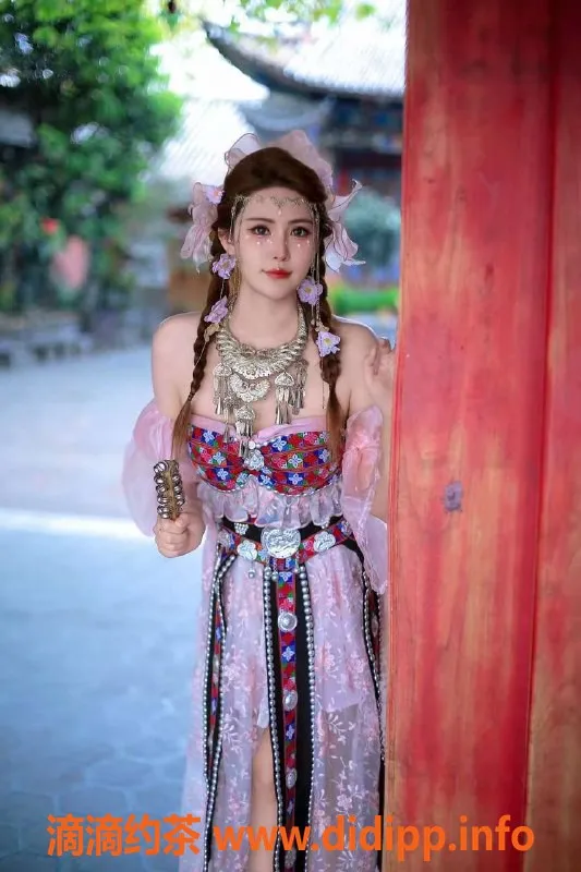 乌鲁木齐楼凤-24岁白皙少妇，175身高，D罩杯诱惑