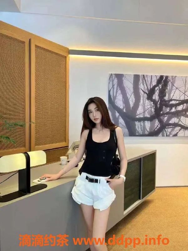 乌鲁木齐楼凤-乌市性感女神模特、175高挑、96年新鲜出炉