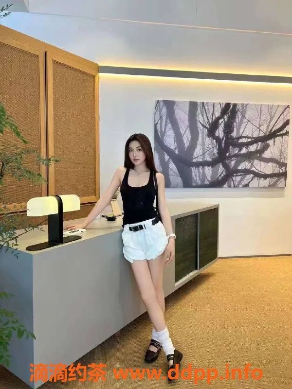 乌鲁木齐楼凤-乌市性感女神模特、175高挑、96年新鲜出炉