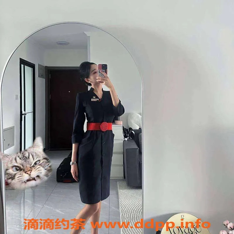 乌鲁木齐楼凤-172高挑自然D杯蜜桃臀，热情温柔小姐姐