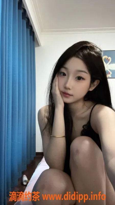 台州楼凤-台州临海19岁雅琴，173cm身高，600元品茶服务