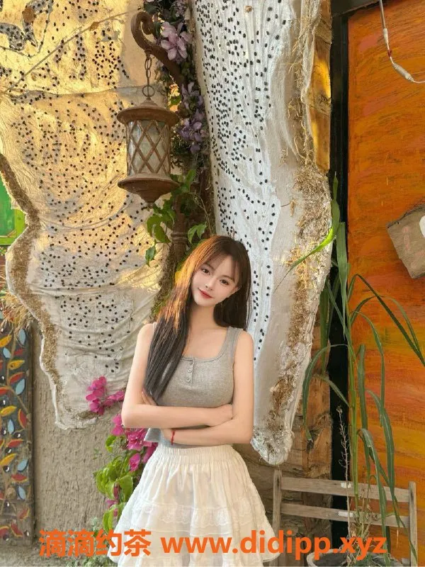 乌鲁木齐楼凤-清纯气质在校学生，168大长腿蜜桃臀