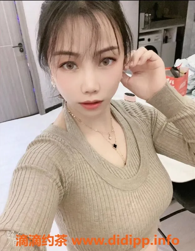 重庆楼凤资源信息,渝北中央公园26岁依一，全套服务体验