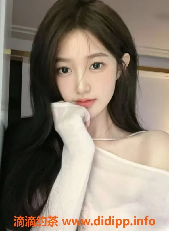 深圳楼凤-光明区曦曦，158cm，41kg，24岁，洗吹调情