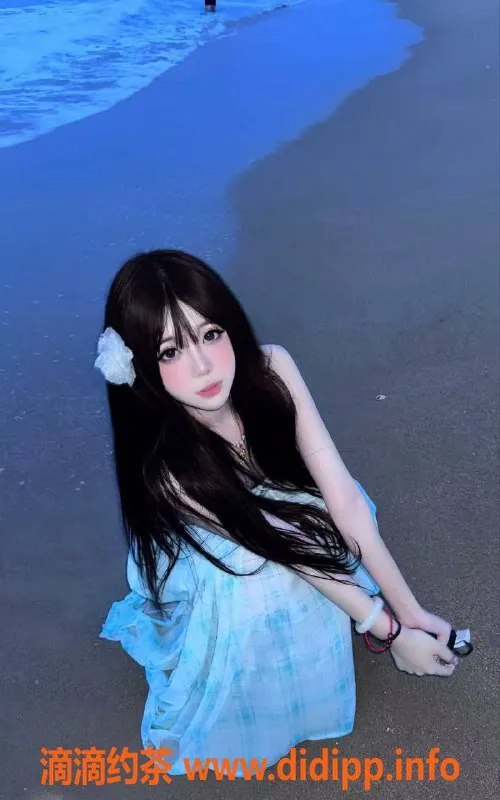 广州楼凤-番禺嫩妹梦溪，700元体验非凡服务