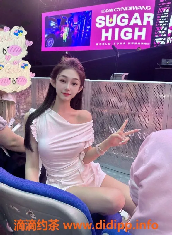 广州楼凤-天河嫩妹紫霞，800元享舌吻与69服务