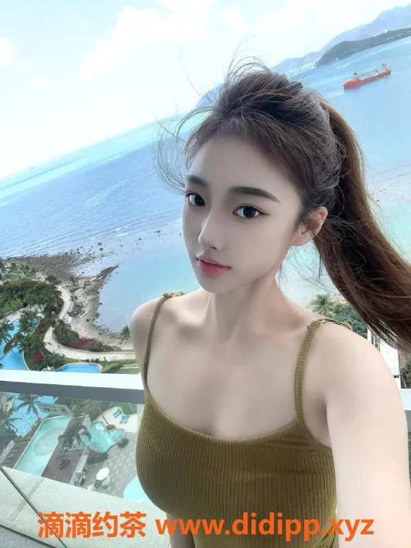 广州楼凤-天河南雪20岁新生，165高挑，精彩夜课等你来体验