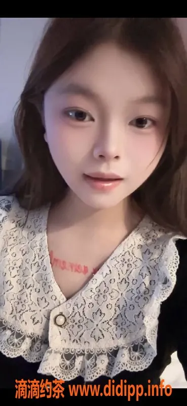 郑州楼凤-管城区小乖，18岁165cm，36C，49.5kg热情服务