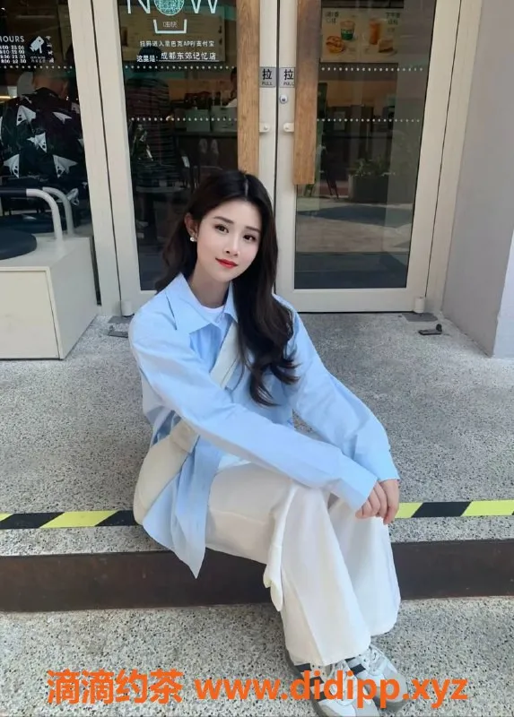 成都楼凤-天府二街小为，500元超值服务等你体验