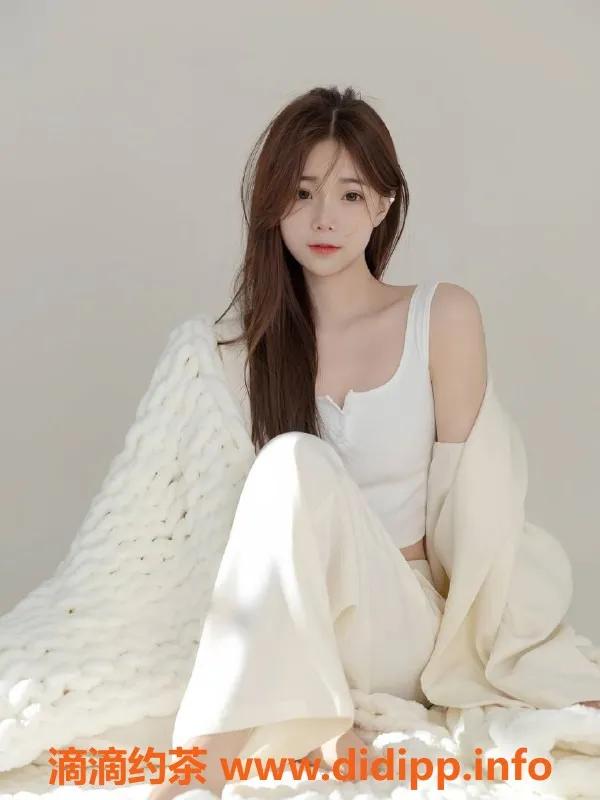 北京楼凤-朝阳嫩妹宁珠珠165高36B，实拍真实服务