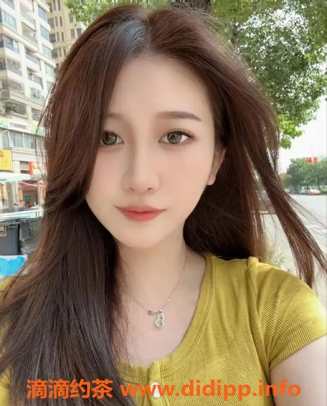 深圳楼凤-深圳豆豆，23岁164cm，500元体验服务