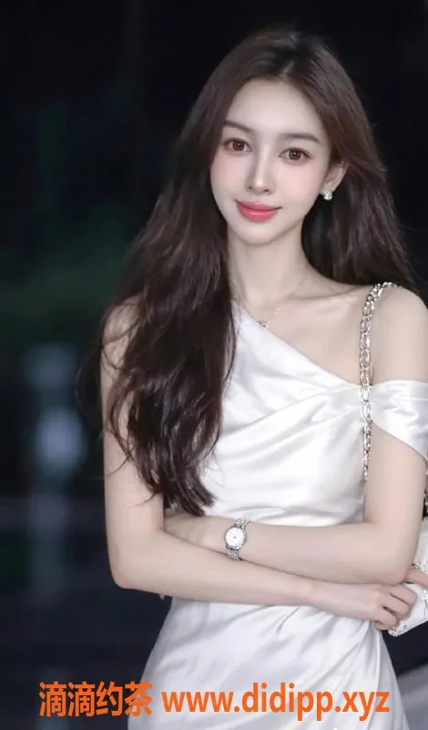 成都楼凤资源信息,武侯区潞潞，身材完美的御姐体验