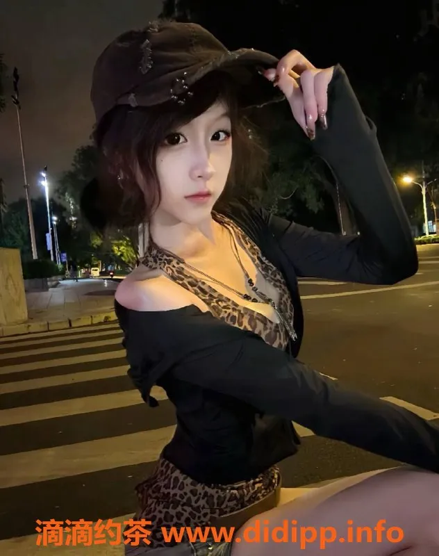 嘉兴楼凤-嘉兴茶茶🍵，165cm小嫩妹，96斤初下海