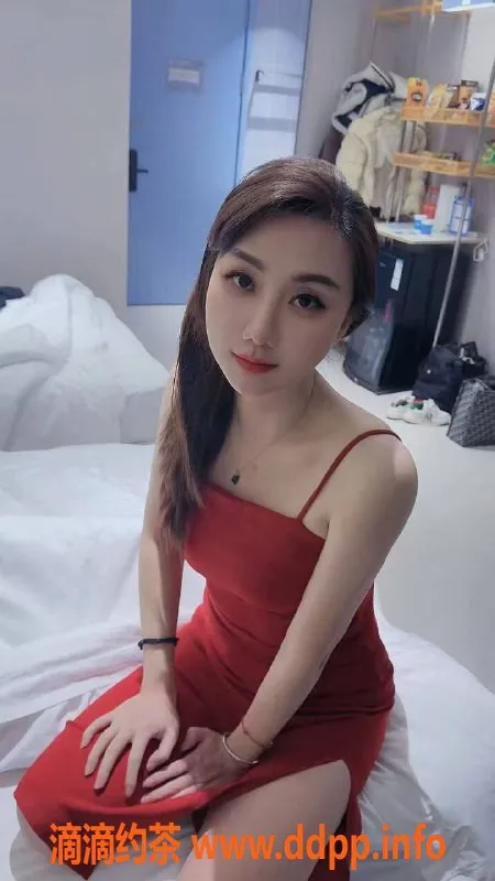 杭州楼凤-西湖区小柒，170cm身材，C罩杯，6/p优惠等你来体验！