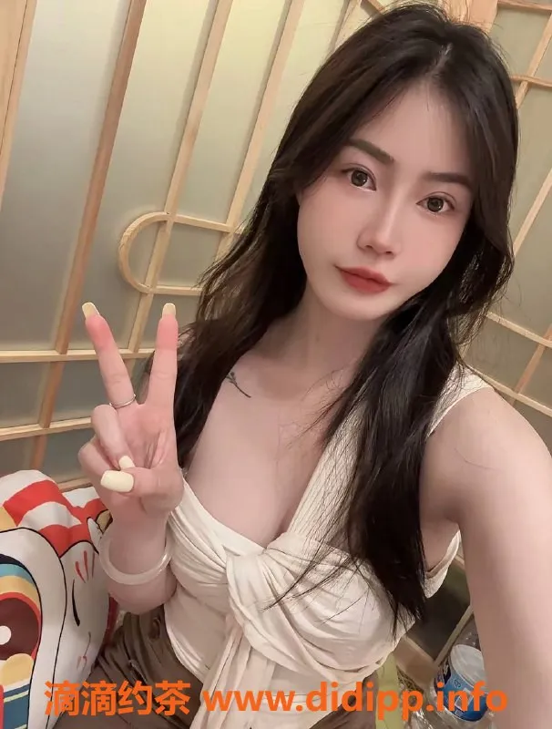 嘉兴楼凤-湖州晓七：168cm大长腿，96斤火辣女孩