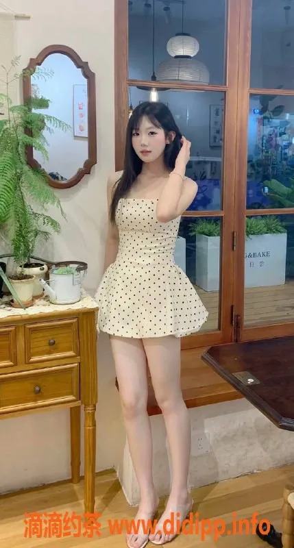 嘉兴楼凤-湖州艺儿22岁新人，身高165cm，体重88，热情服务