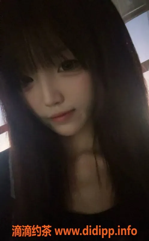 南昌楼凤-青山湖小可爱，19岁163cm，700起服务多样