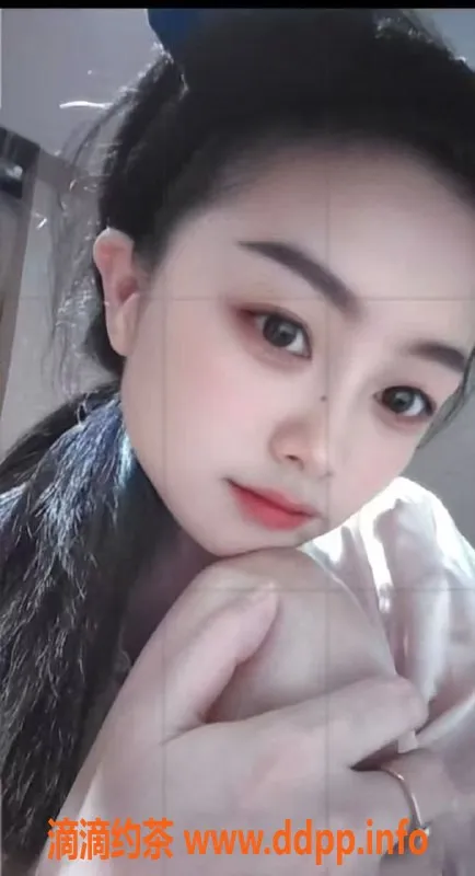 深圳楼凤-福田小懒猪 25岁 36C，30分钟仅需300元