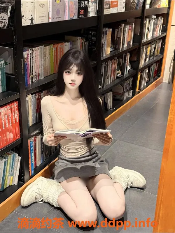 杭州楼凤-兜里有糖，20岁可爱娇媚，身高167，89斤撩人套餐