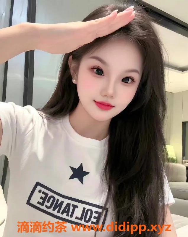 郑州楼凤-郑州金水区嘻嘻，170cm/49kg，25岁，服务多样