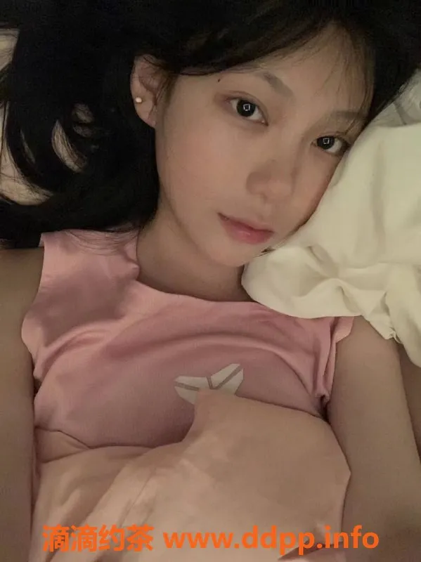 昆明楼凤-盘龙小猫，身材好，服务佳，900起