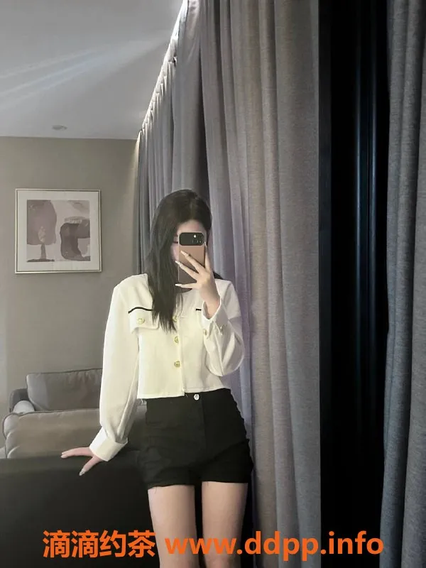 重庆楼凤资源信息,南岸菲菲，19岁162cm，52kg服务多样