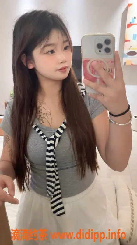 杭州楼凤资源信息,上城区桃子，700元超值嫩妹服务