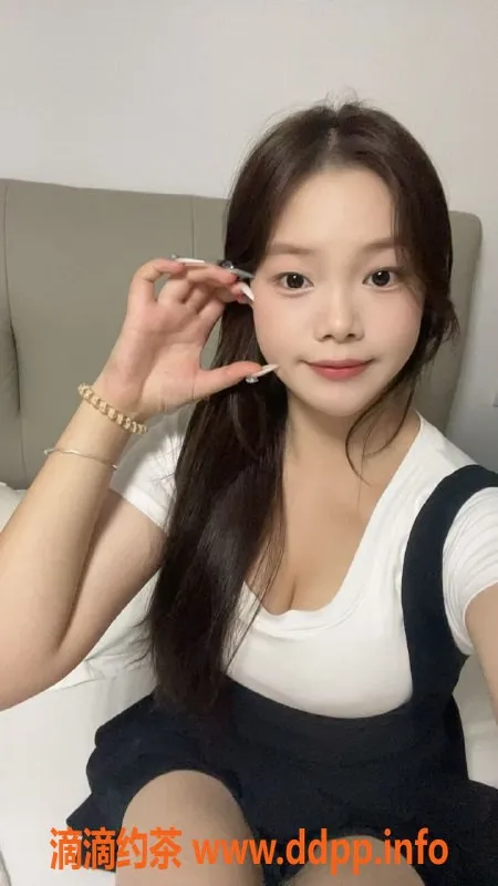 成都楼凤-武侯区嫩妹楠楠，身材迷人性价比高