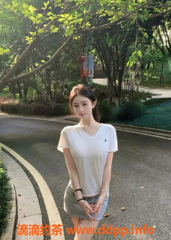 广州楼凤资源信息,增城20岁大二学妹，163cm/52kg/34C，茶水费便宜