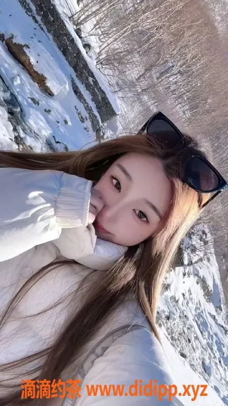 重庆楼凤资源信息,南坪钱多多，19岁大学美女，魅力无限！