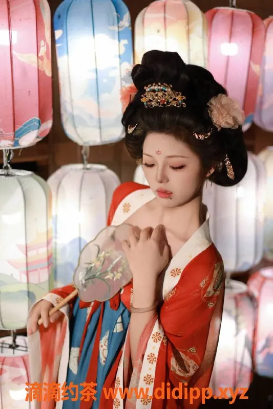 杭州楼凤-钱塘区阿狸，800P嫩妹陪浴服务！