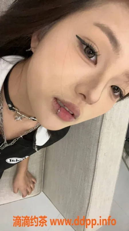 杭州楼凤-钱塘区阿狸，800P嫩妹陪浴服务！