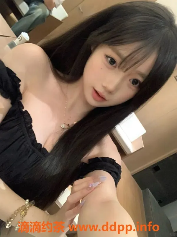 深圳楼凤-深圳22岁哲雅，165cm，46kg，夜课2300元