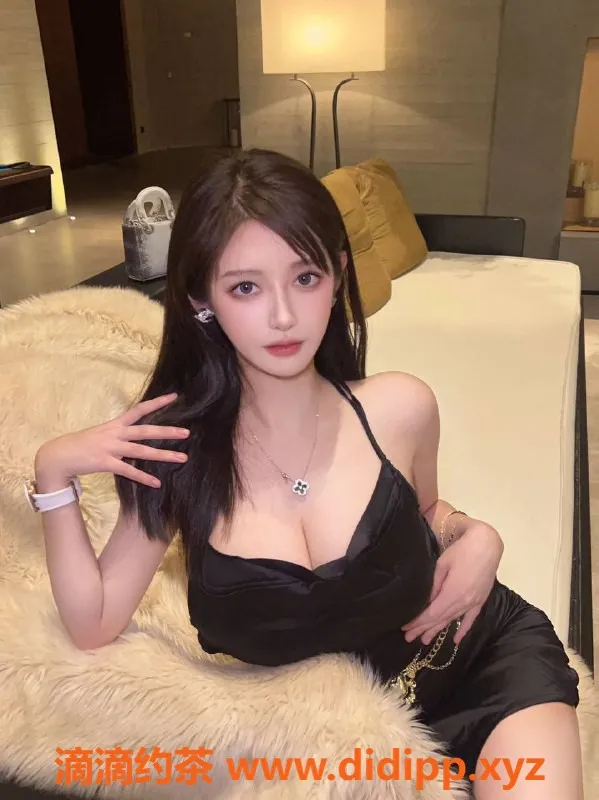 乌鲁木齐楼凤资源信息,高学历混血E奶尤物，极品美腿诱惑