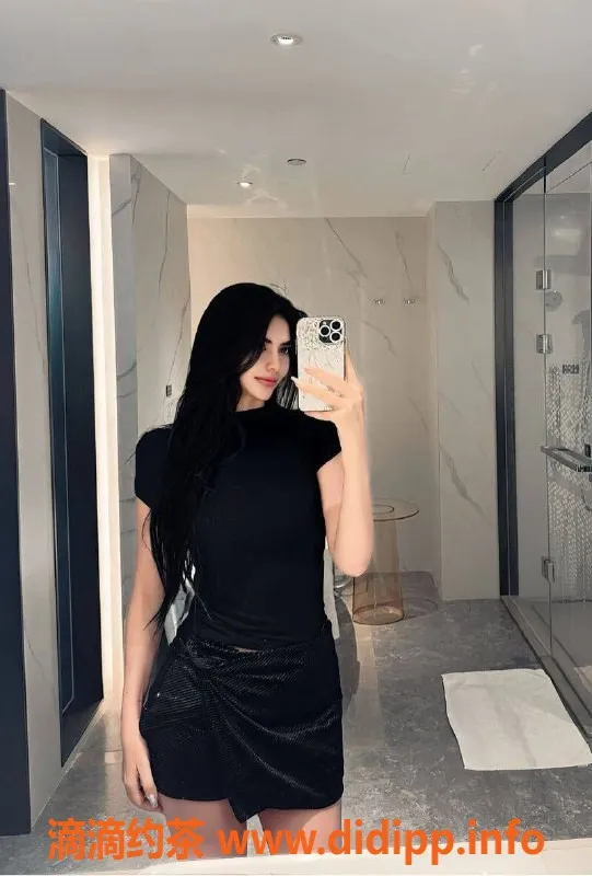 乌鲁木齐楼凤-175cm火辣模特，50斤健身教练服务