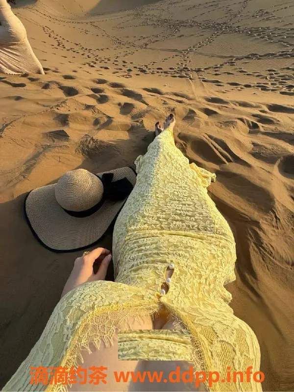 乌鲁木齐楼凤-175高素质兼职瑜伽老师，04岁温柔女友