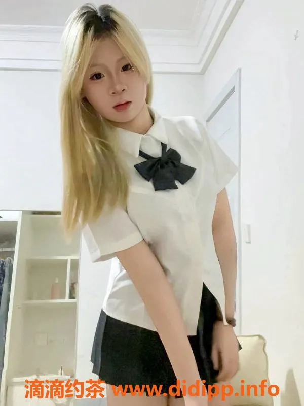 宁波上门服务-海曙区芬芬：天然白虎，身高大，服务多