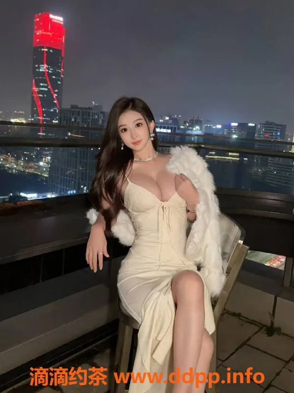 杭州楼凤-上城区依依：800元御姐服务，舌吻调情首次体验