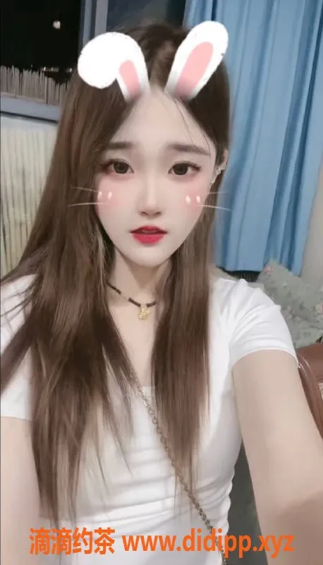 成都楼凤-成都兼职妹西瓜，173cm大长腿，600元一次