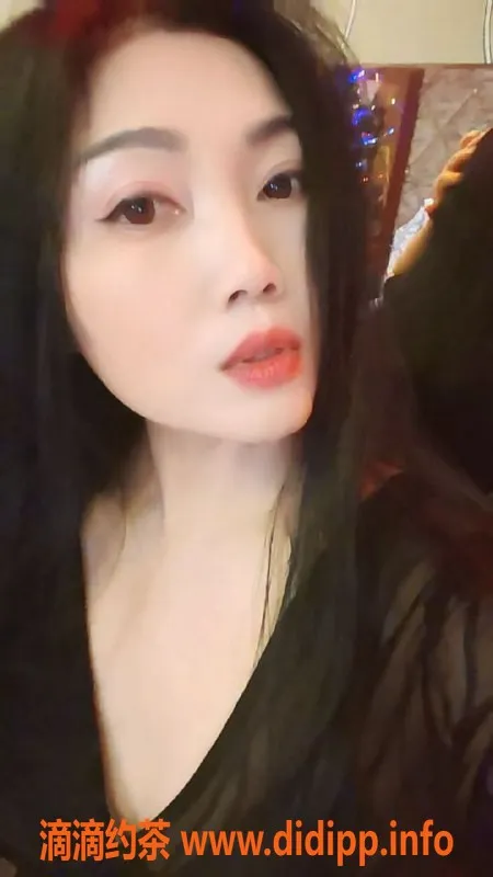 南昌楼凤-西湖熟女红红，29岁E罩杯，诱惑服务600起