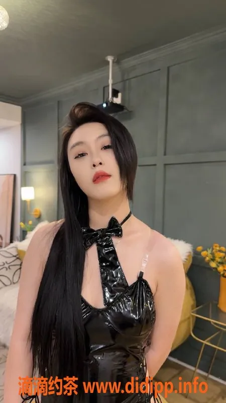 郑州楼凤-金水区冉冉 170cm 51kg 年轻可爱少女服务