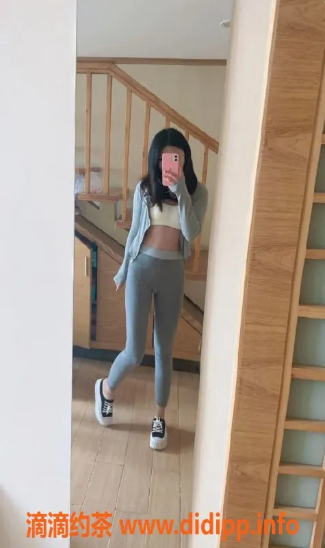 深圳楼凤-深圳龙华千元档老师，1000元起，真人服务